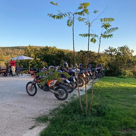 Agriturismo Pian Del Pruno *
